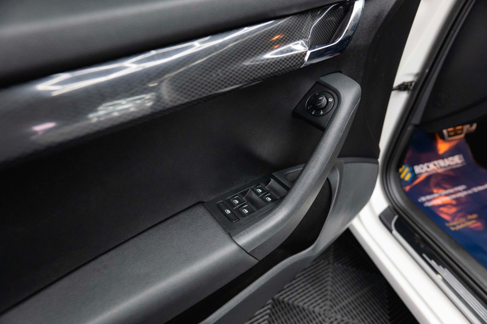 Fahrzeugabbildung SKODA Octavia 2.0 TDI RS 4x4 Performance *Pano*ACC*LED