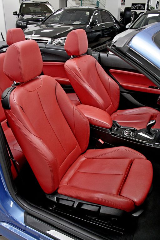 BMW M235 i Cabrio NAVI LEDER PDC BI-XENON
