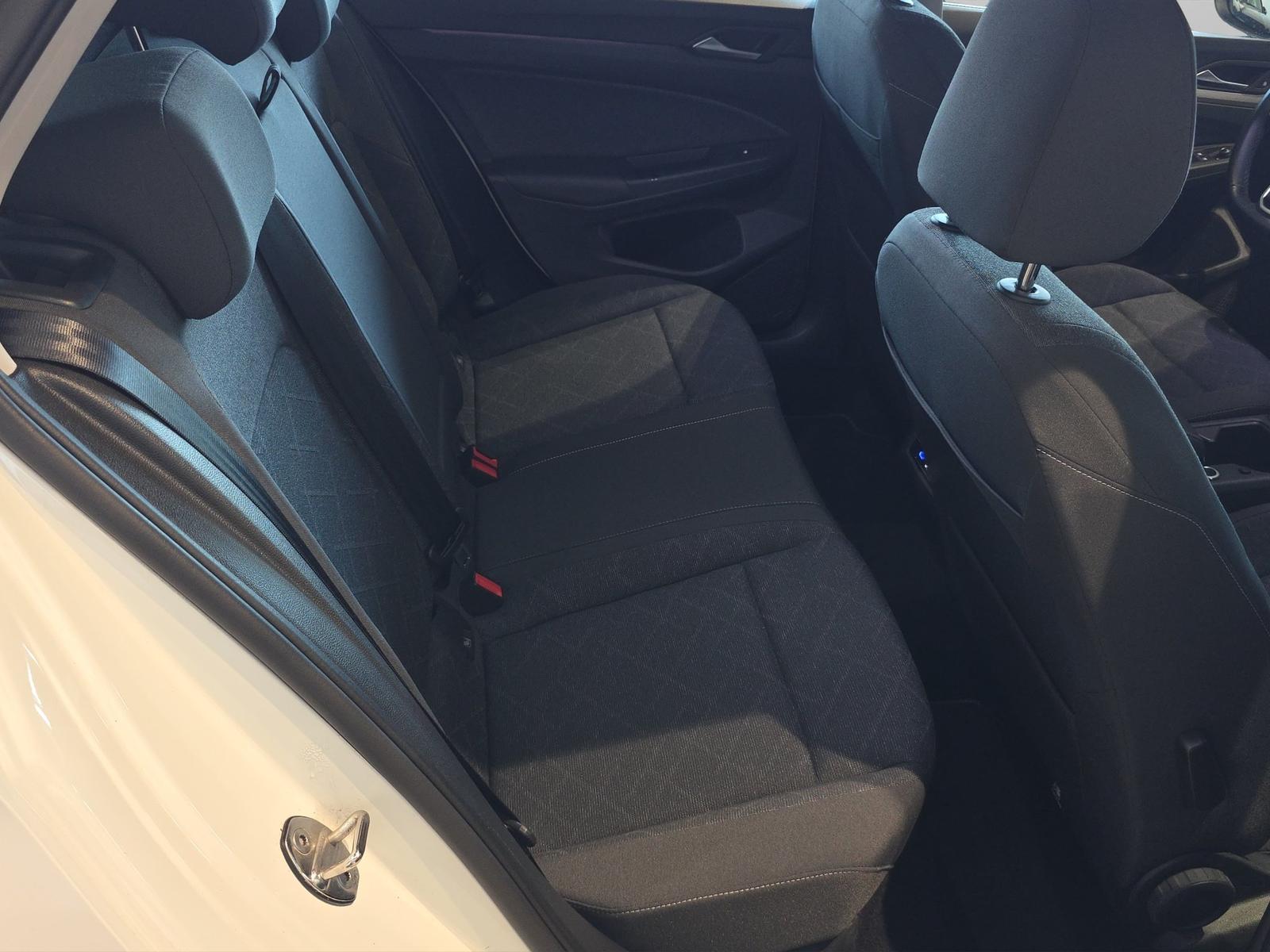 Volkswagen Golf 1.0 eTSI 110 PS LIFE DSG+NAVI+LED+PDC+SHZ, миниатюра 22