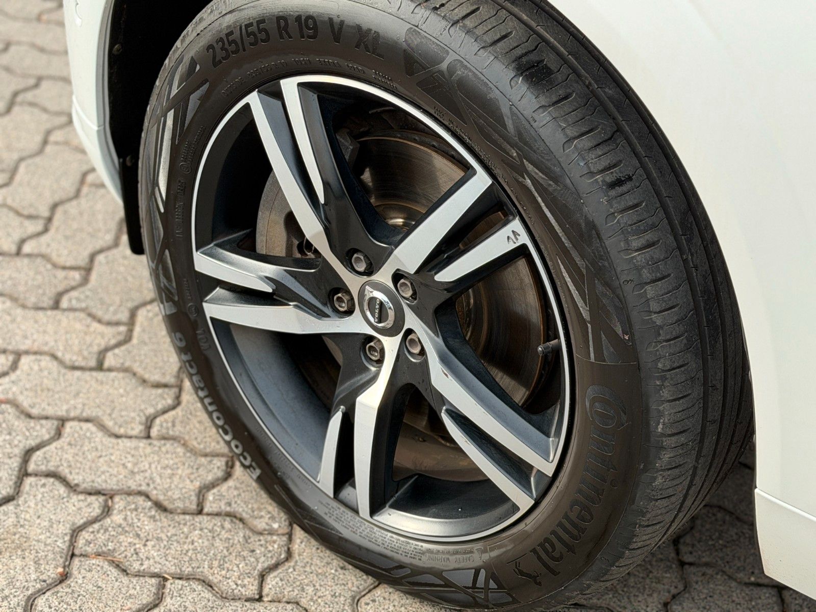 VOLVO XC 60 XC60 R Design AWD 360°/PANO – Ansicht 7