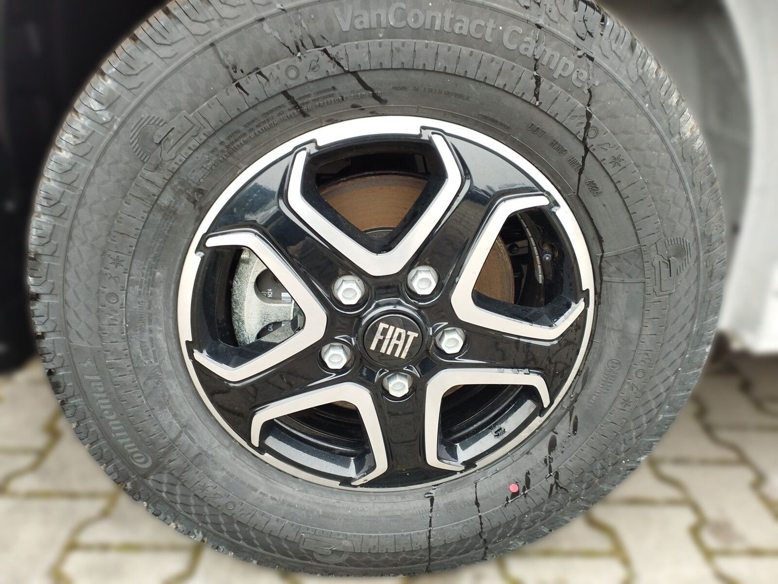 Fahrzeugabbildung Eura Mobil Profila T PT 720 EF MondialPakete 180PSAutomatik