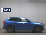 Volvo XC60 B4 R-Design Navi LED Pano HuD AHK 360°