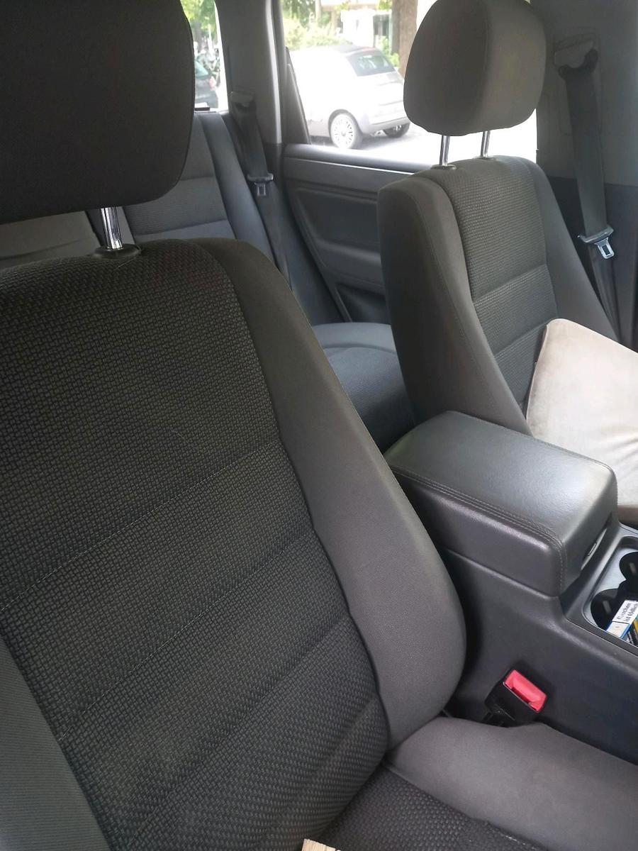 Volkswagen Touareg 2008 — photo 8
