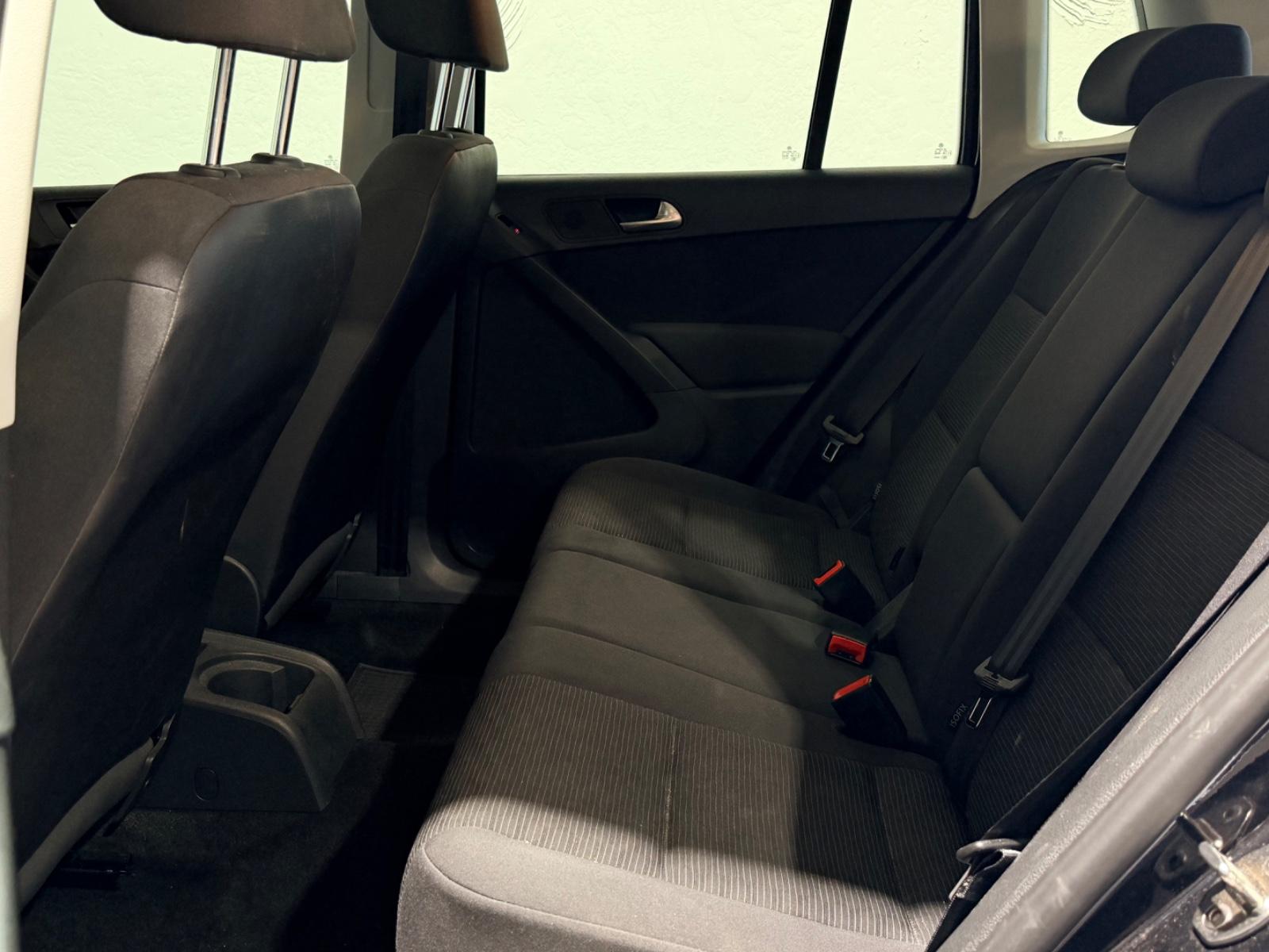 VOLKSWAGEN TIGUAN TRACK & FIELD 2.0 TSI 179ch 4MOTION BVA Toit pano Sièges chauffants Crochet attelage Historique présent - 2EME MAIN