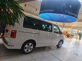 Volkswagen T6 MULTiVAN COMFORTLiNE VOLL BULLi LED NAVI SCHI - Volkswagen: Bulli