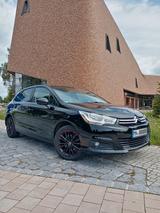 Citroën C4 VTi 120 SELECTION SELECTION - Citroën C4 mit Benzin-Antrieb: Limousine, Vti Selection