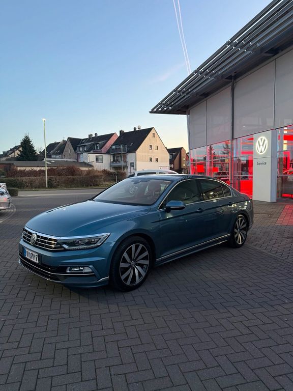 Image of Volkswagen Passat