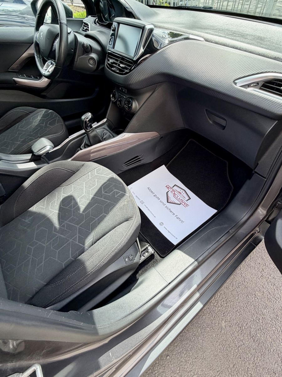 Fahrzeugabbildung Peugeot 2008 Active 1,2