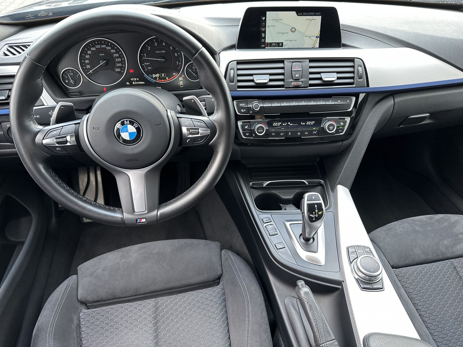 Fahrzeugabbildung BMW 420i Gran Coupé M-Sport Aut. NAV+LED+DAB+18ZO+PP