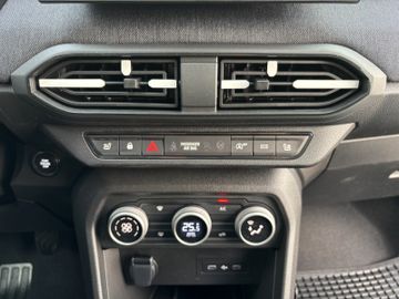 Dacia Sandero Journey  TCe 100