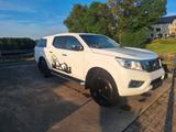 Nissan Navara N-Connecta - Nissan Navara von privat