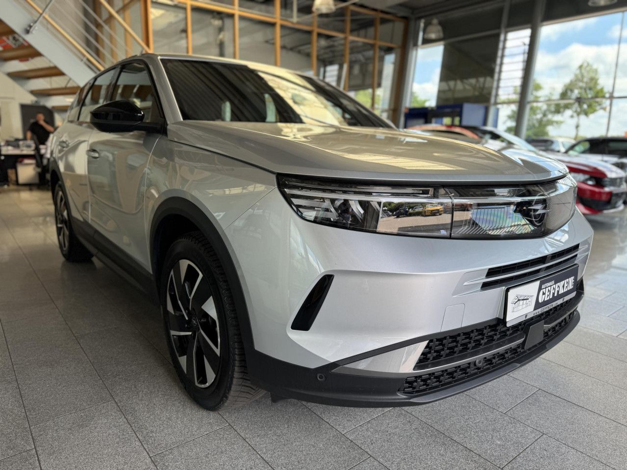Opel Grandland 1.2 Hybrid 48 V Edition, ACC, LED! imagem 2