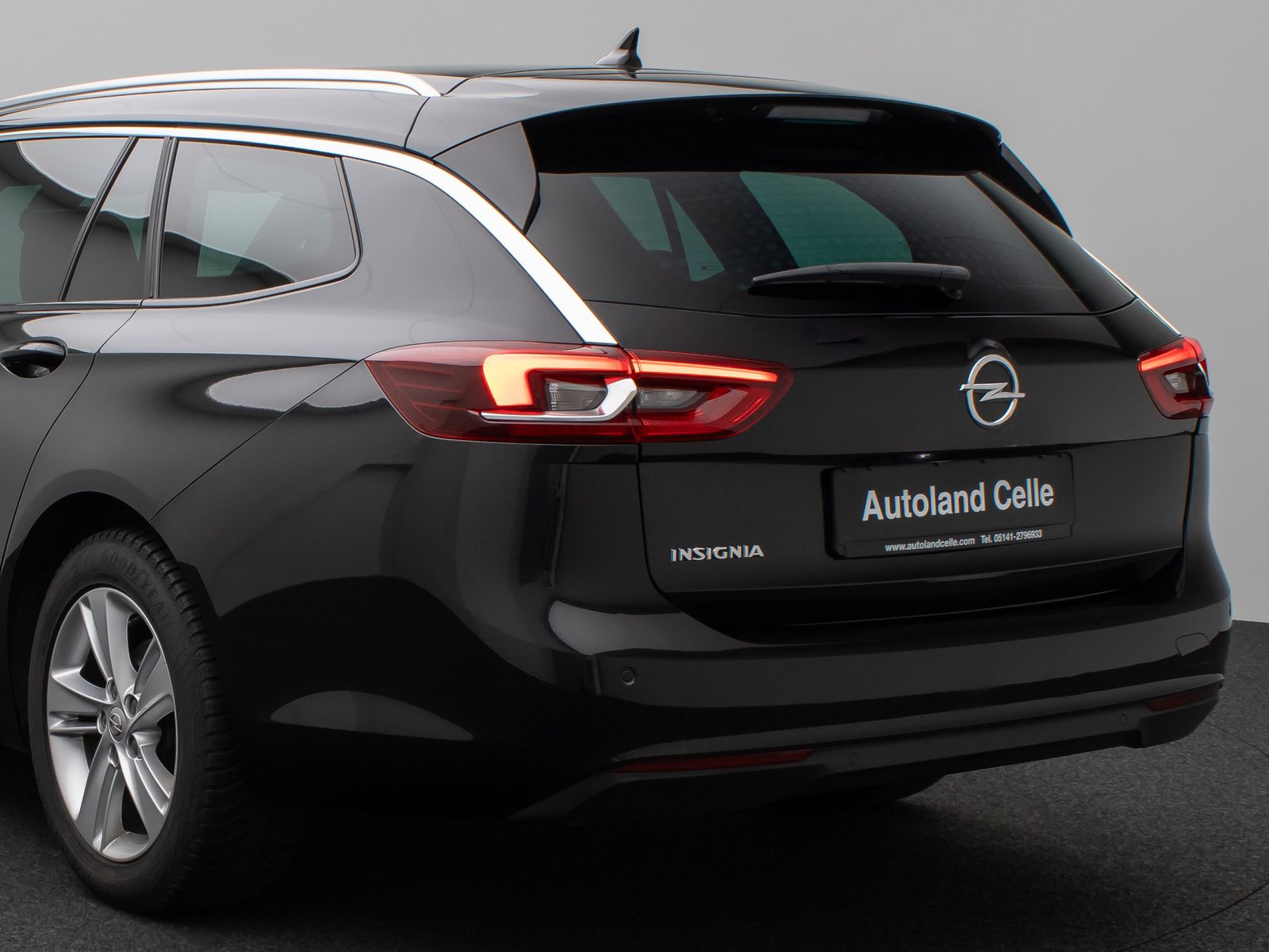 Fahrzeugabbildung Opel Insignia B Sports Tourer Innovation Pano Kamera