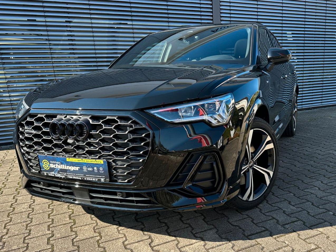 Audi Q3 Sportback 40 TDI quattro  193 PS S-line Pano,