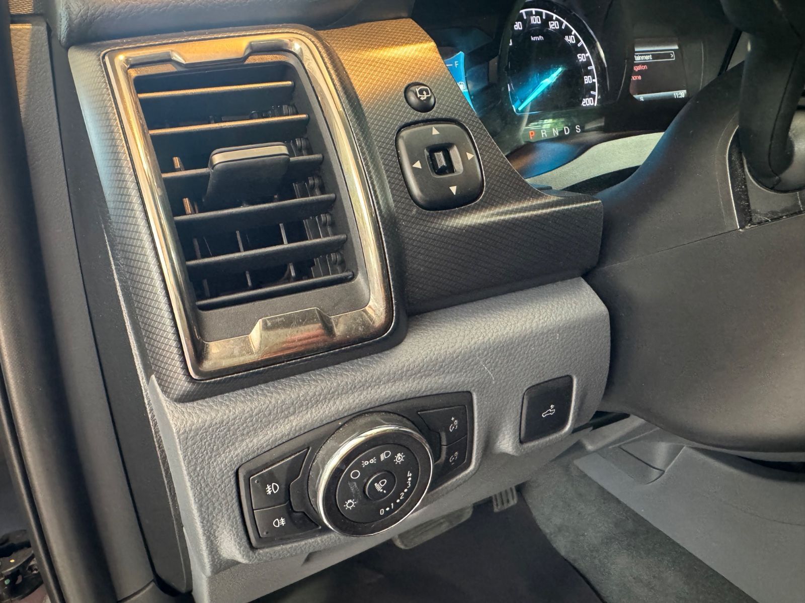 Fahrzeugabbildung Ford Ranger Wildtrak Doppelkabine 4x4/AHK/R-Cam/Navi