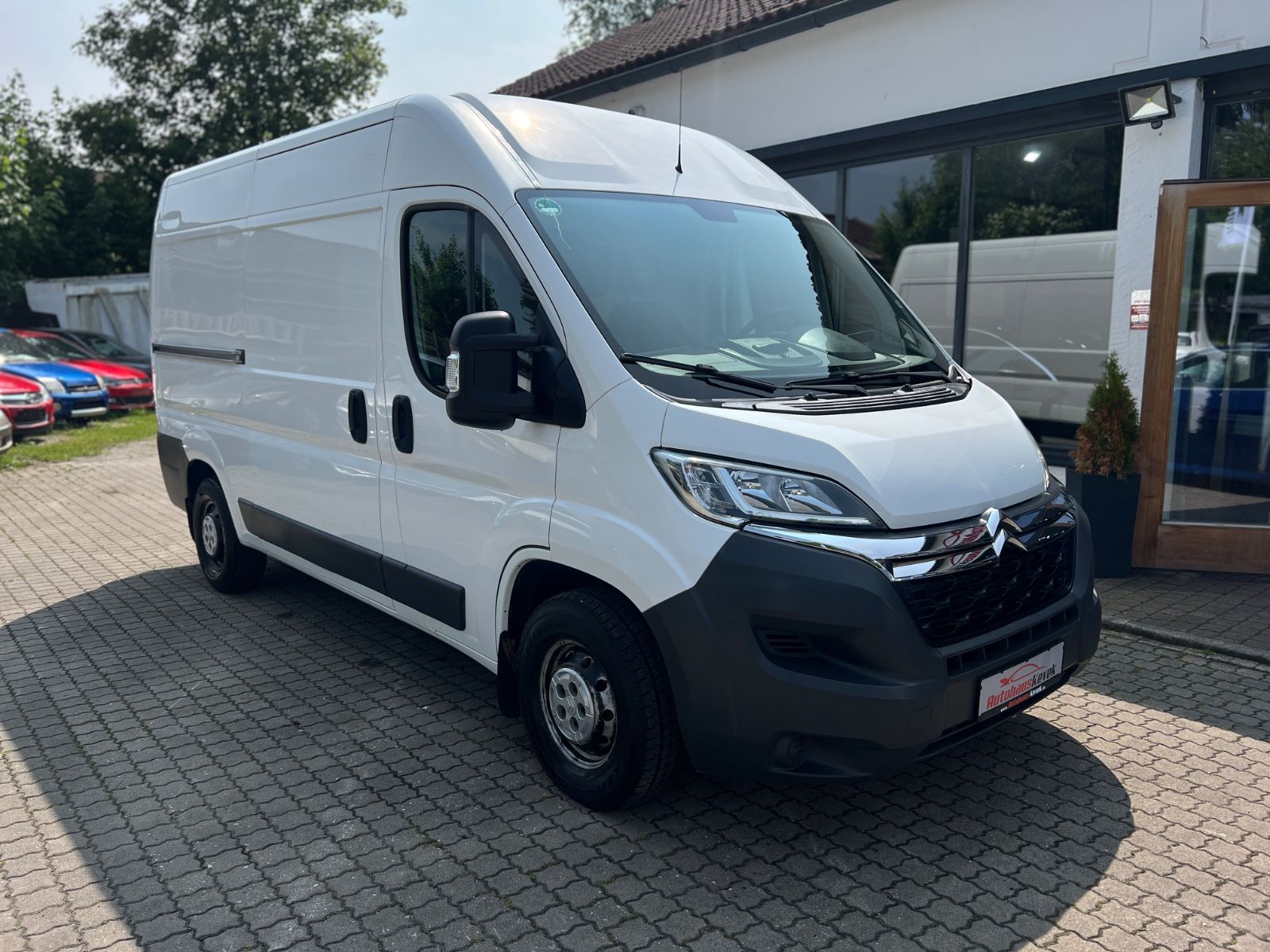 Fahrzeugabbildung Citroën Jumper Grossraumkasten 35 L2H2 Profi HDi 150|AHK
