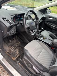 Ford Kuga - 9