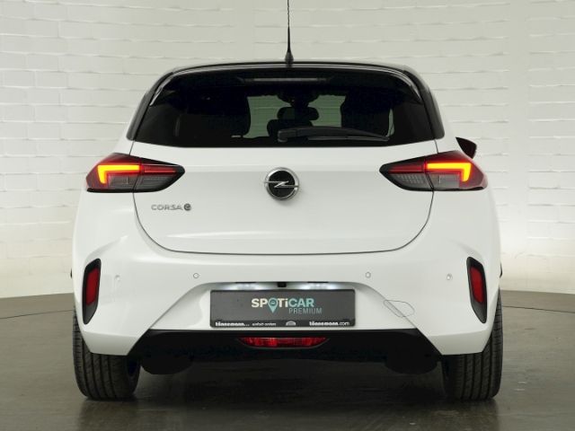 Corsa-e F GS-LINE 50kWH AT+LED LICHT+NAVI+RÜCKFA