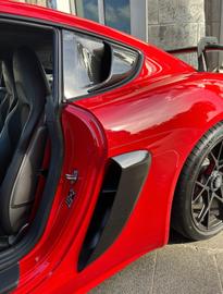 صورة 9 لـ 2023 Porsche CAYMAN