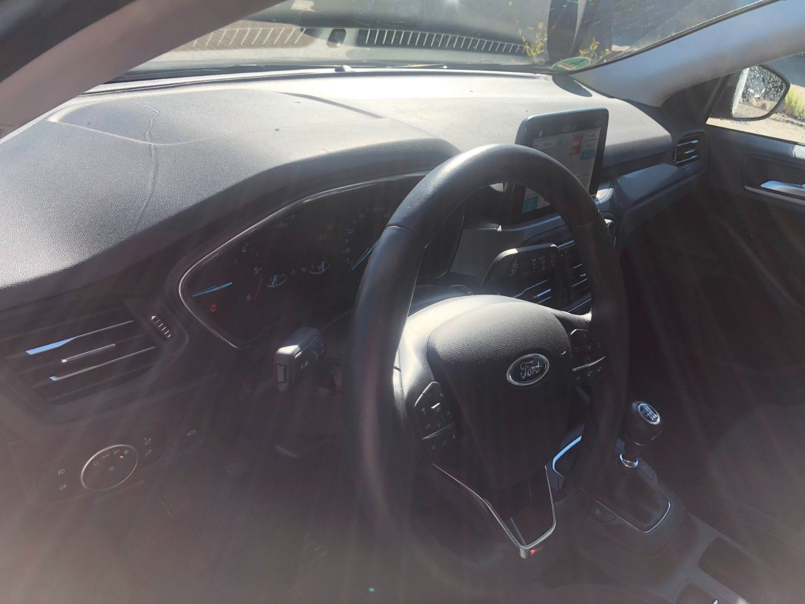 Fahrzeugabbildung Ford Focus Turnier Active