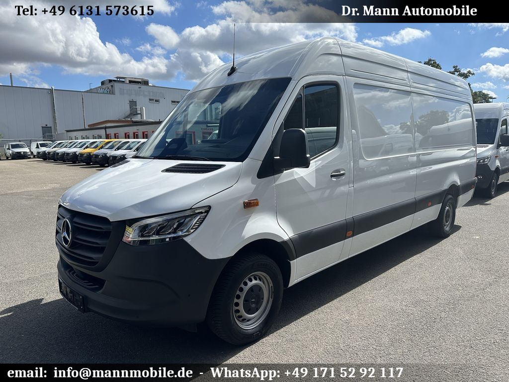 Image of Mercedes-Benz Sprinter