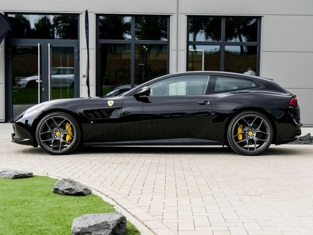 Ferrari GTC4Lusso 6.3 V12 DCT Lift, Pass-Display
