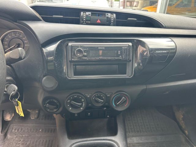 Fahrzeugabbildung Toyota Hilux Double Cab Duty 4x4