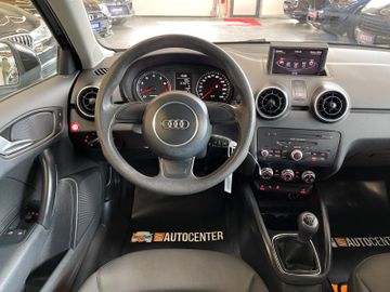 Audi A1 attraction *Klimaauto.*Sitzheizung*TÜV0327*