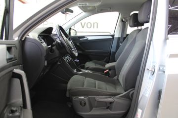 Volkswagen Tiguan - 4