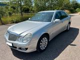 Mercedes-Benz E 200 KOMPRESSOR ELEGANCE Elegance - Mercedes-Benz E 200: Elegance Kompressor