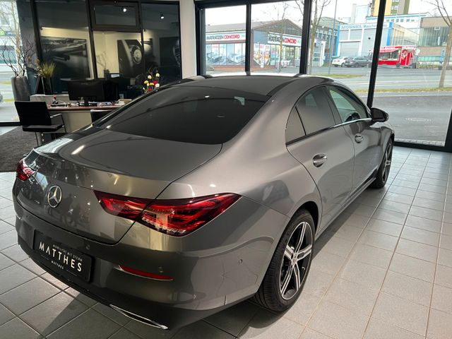 Fahrzeugabbildung Mercedes-Benz CLA 200 Coupe Progressive/Night/Kamera/Ambiente