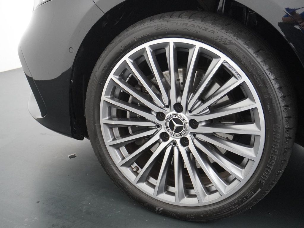 Mercedes-Benz A 250 e Star Edition AMG Line Plus panorama dach