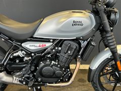 ROYAL ENFIELD Guerrilla 450 SMOKE SILVER +++ Letztes Bike +++