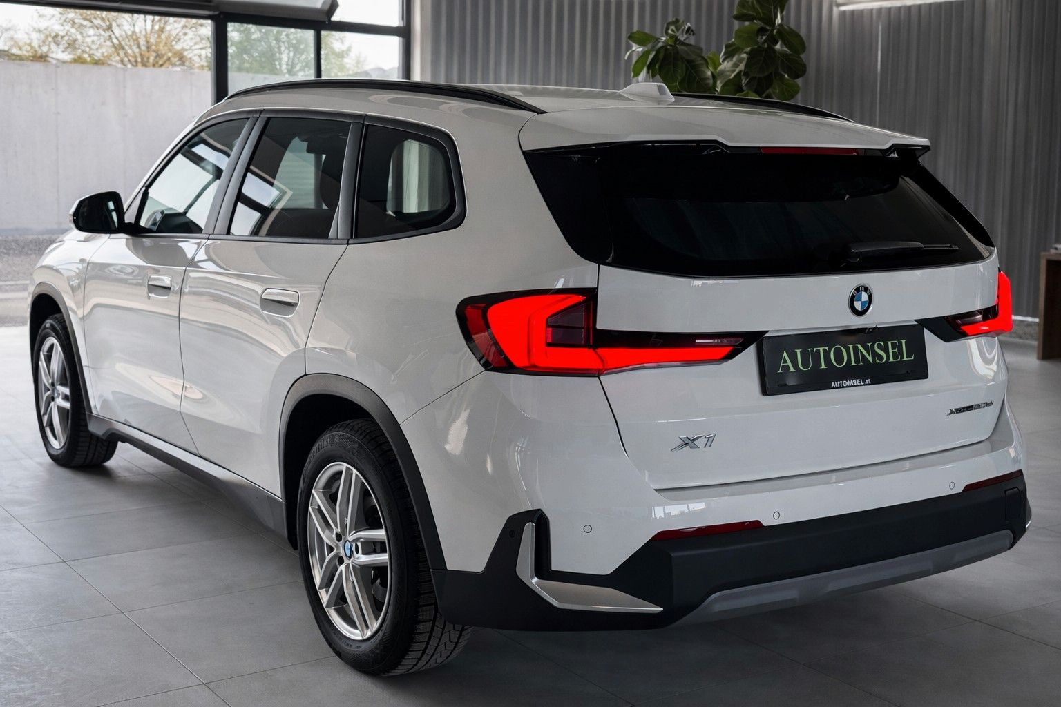BMW X1 20 d xDrive Netto:€20.000 imagem 3