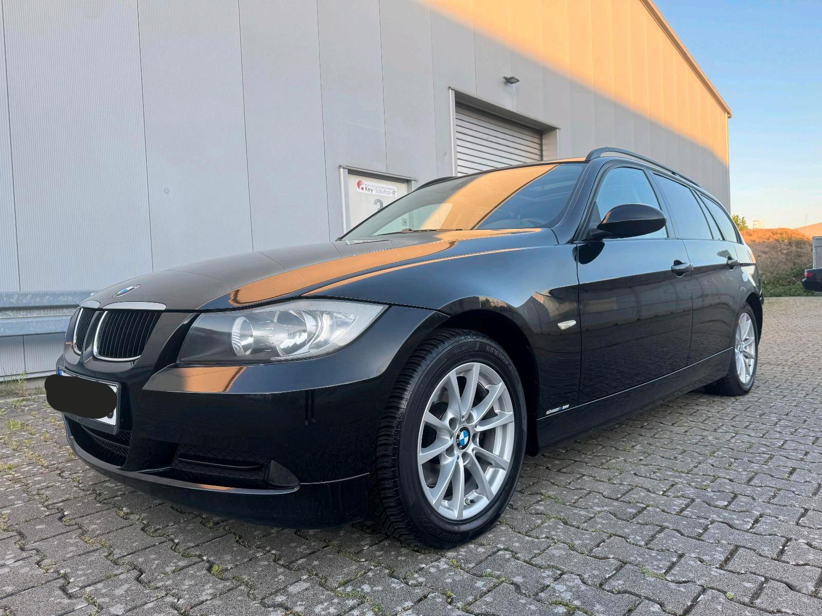 BMW 320