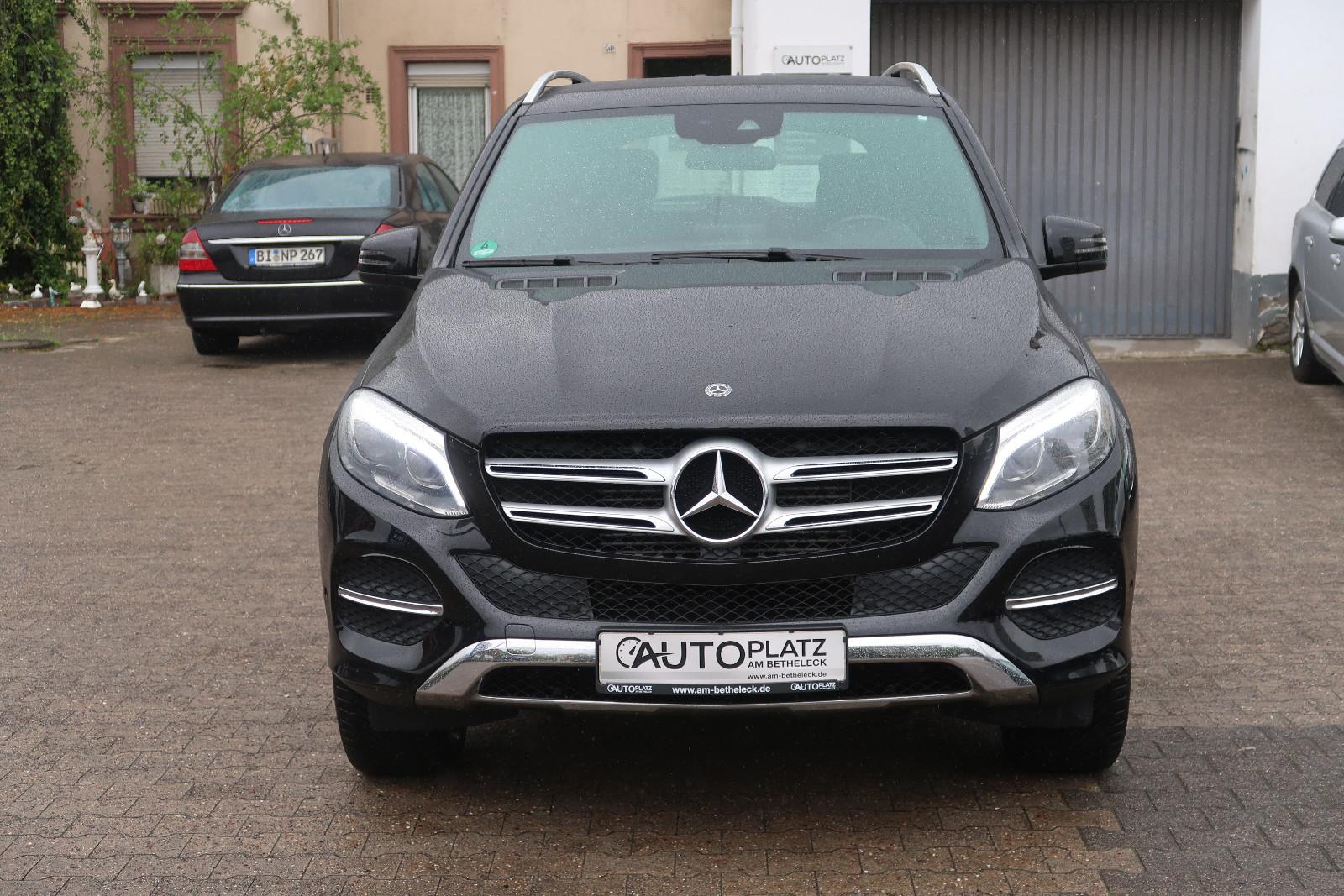 Mercedes-Benz GLE 350d 4Matic *2.HAND *LED *AHK *TEILLEDER