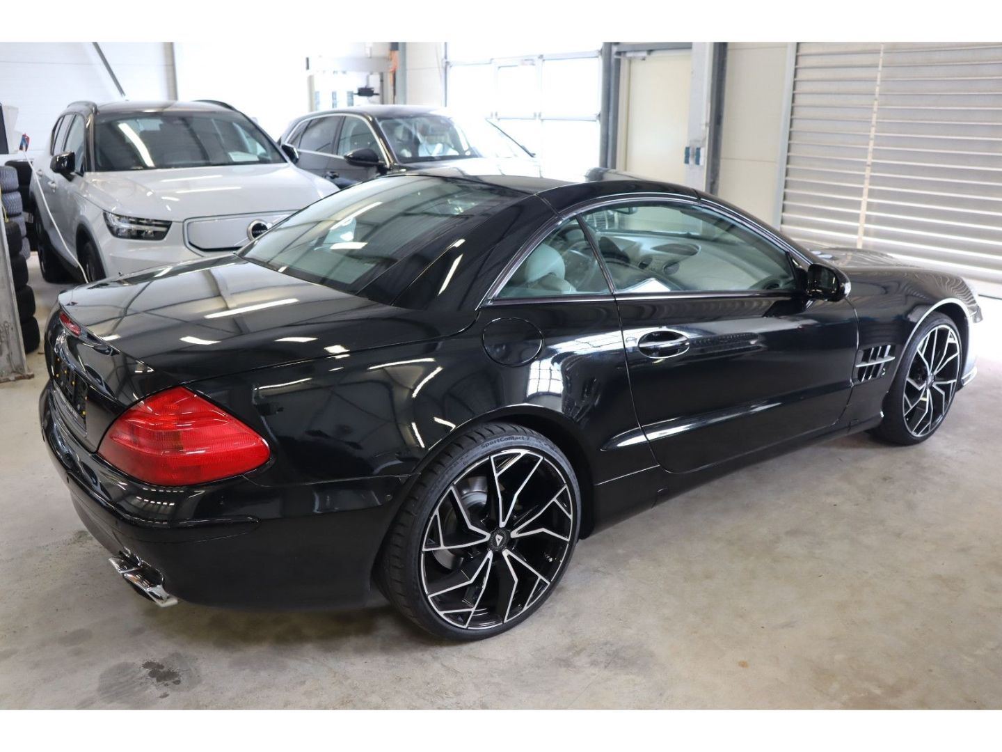 Fahrzeugabbildung Mercedes-Benz SL 500 Roadster V8 GRA Leder Navi Xenon 20"LM