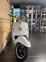 Vespa GTS 300 ABS  1.HD // Top-Angebot! - VESPA MOTORRAD