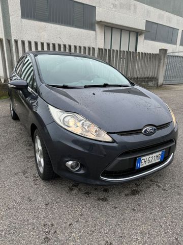 Ford Fiesta 1.4 5 porte Bz.- GPL Titanium