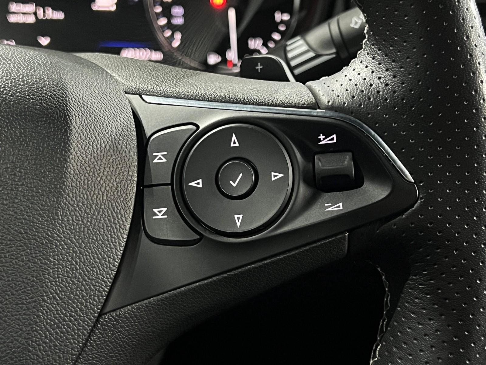 Opel Insignia Sport GSi 4x4 5*JAHRE*GARANTIE AUTOM LE, миниатюра 24