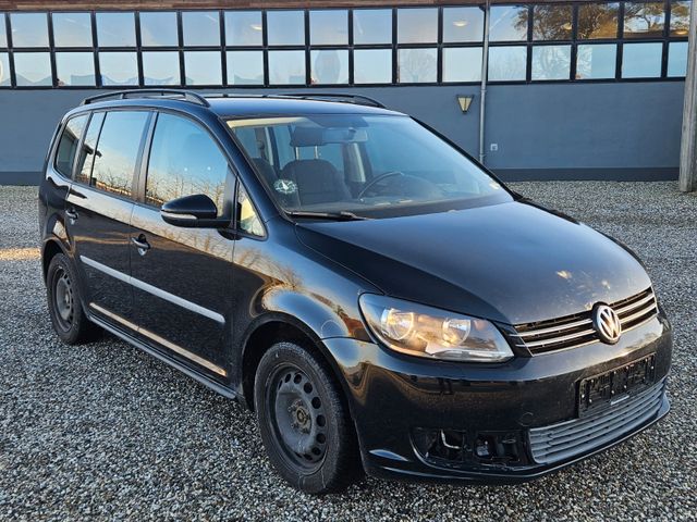 Volkswagen Touran Trendline BMT (7 Seats)