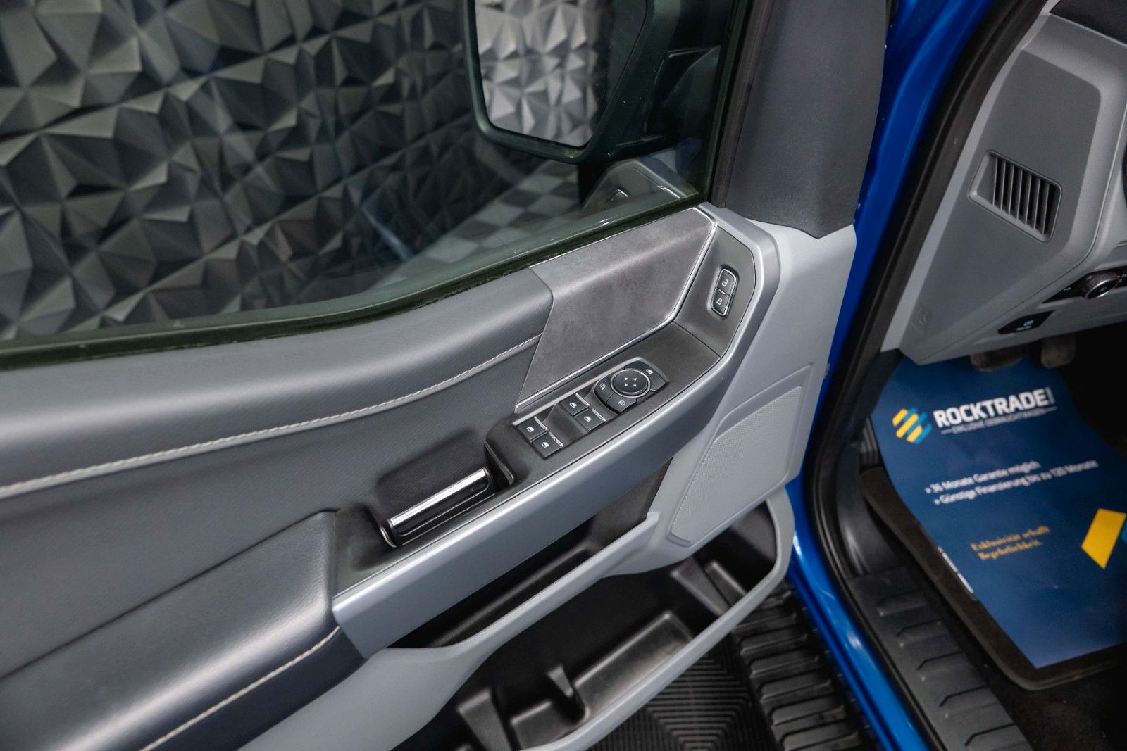 Fahrzeugabbildung Ford F150 5.0L V8 4x4 Offroad SuperCrew RAPTOR 1.Hand