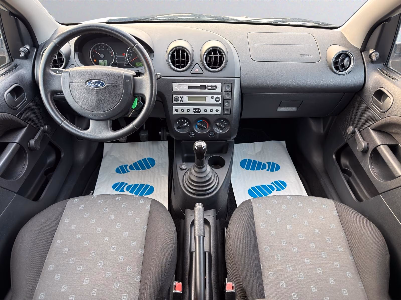 Ford Fiesta 1.4 16V*Trend*Tüv 09-2027*AHK*8-Fach*2.Hd
