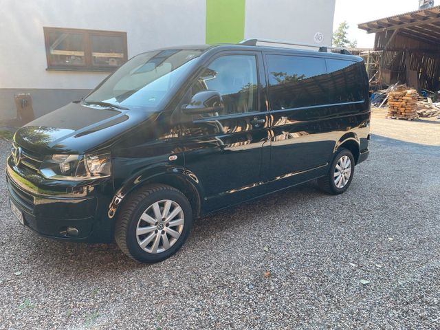 Volkswagen VW T5 Caravelle