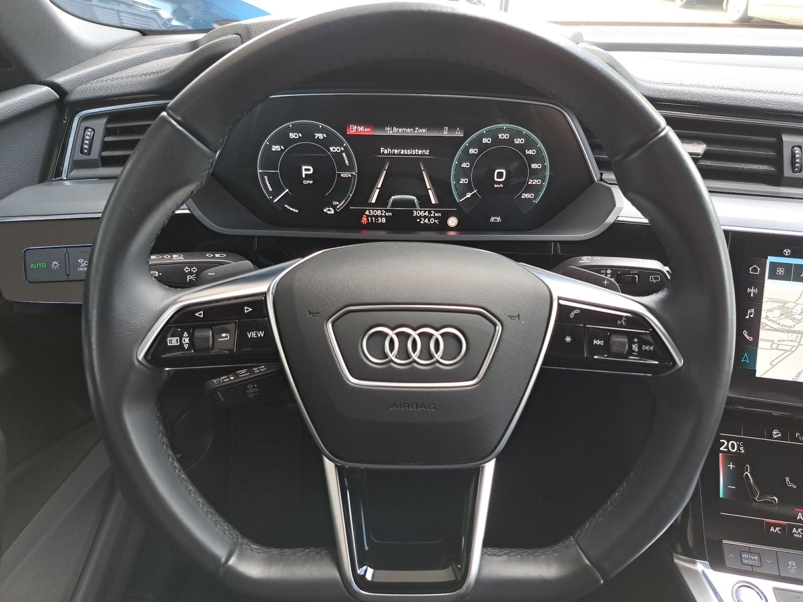 Audi Q8 e-tron - Bild 19
