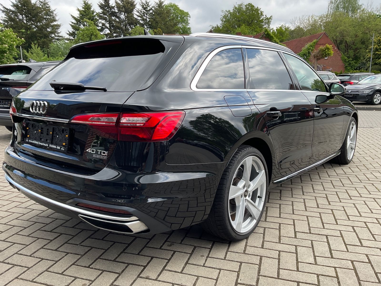 Fahrzeugabbildung Audi A4 Avant 40 TDI S tr. quattro,Kamera,Leder,ACC