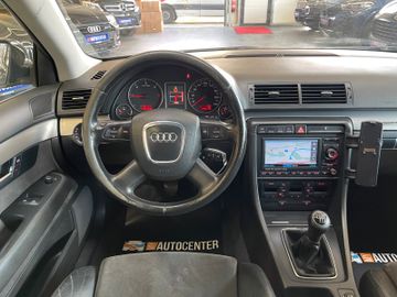Audi A4 Avant 2.0 TDI quattro *Xenon*Sline*