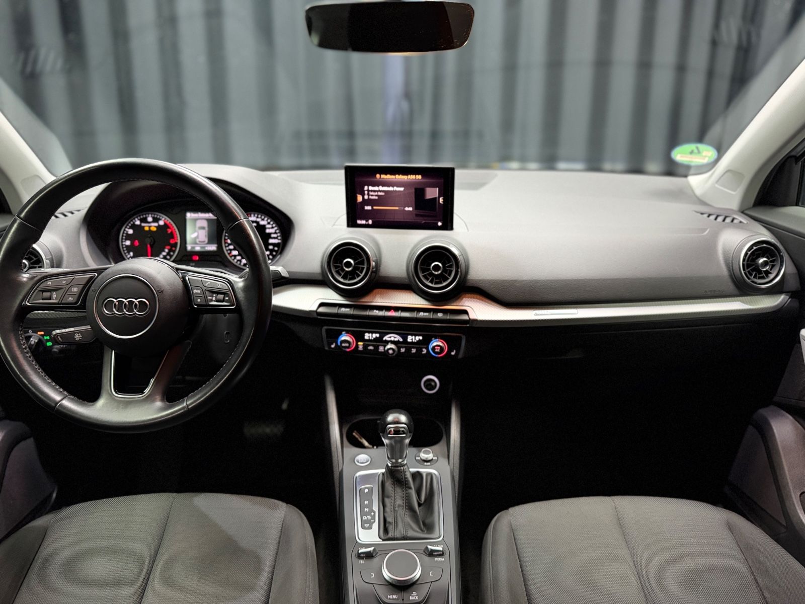 Fahrzeugabbildung Audi Q2 basis ultra|S-TRONIC|NAVI|PDC|LED LICHT|