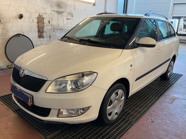 Skoda Fabia Combi 1.2 TSI Fresh DSG 2Hand *SHZ*PDC*TEM