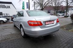 Fahrzeugabbildung Mercedes-Benz E 350 CGI BlueEfficiency Elegance Kamera Navi SD